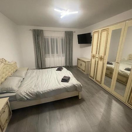 Apartament Zarnesti Exterior photo